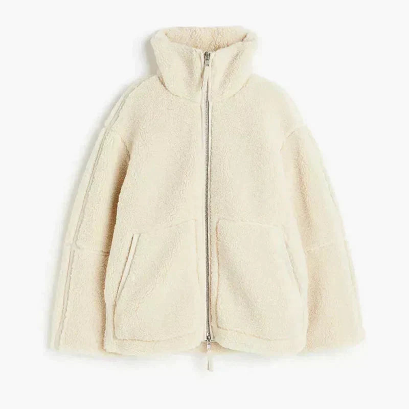 Silvia | Chaqueta Teddy oversize con cuello alto
