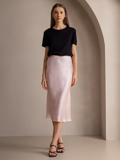 FALDA CLÁSICA Y ELEGANTE DE SEDA