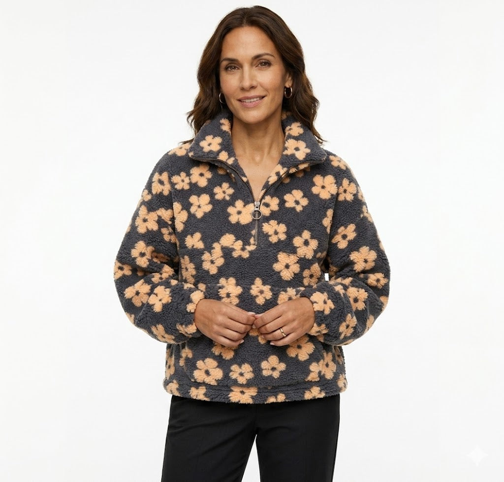 SUDADERA CON FORRO POLAR Y ESTAMPADO FLORAL