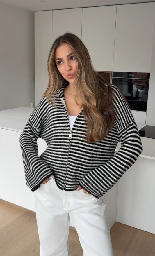 CÁRDIGAN DE PUNTO CON CREMALLERA COLOR CHOCOLATE