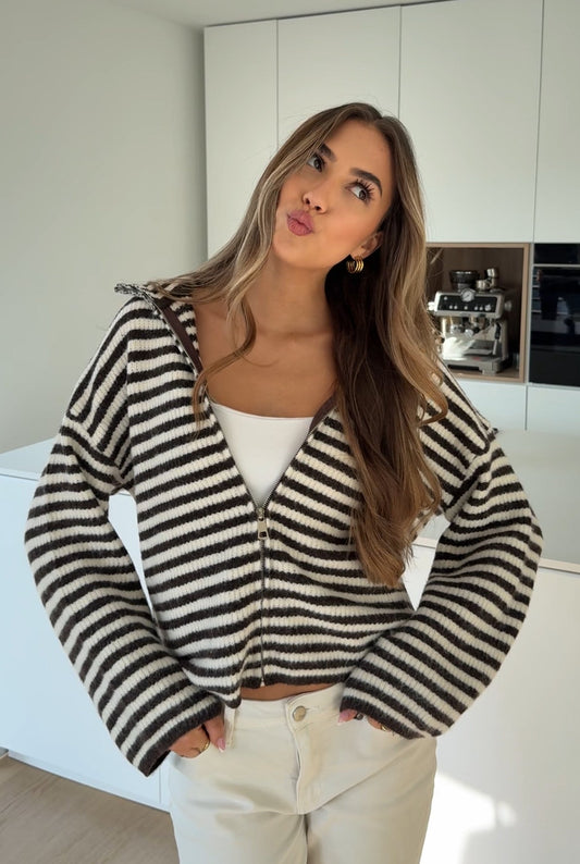 CÁRDIGAN DE PUNTO CON CREMALLERA