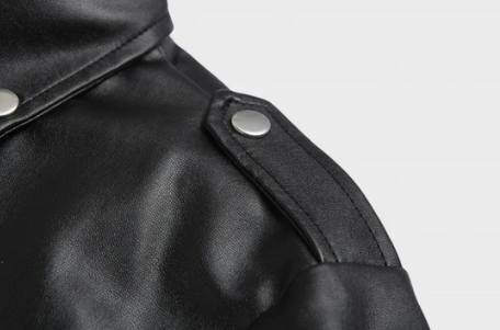 ELEGANTE CHAQUETA BOMBER