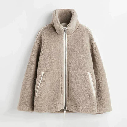 Silvia | Chaqueta Teddy oversize con cuello alto