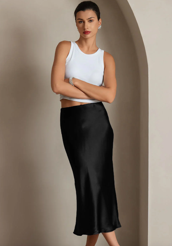 FALDA CLÁSICA Y ELEGANTE DE SEDA