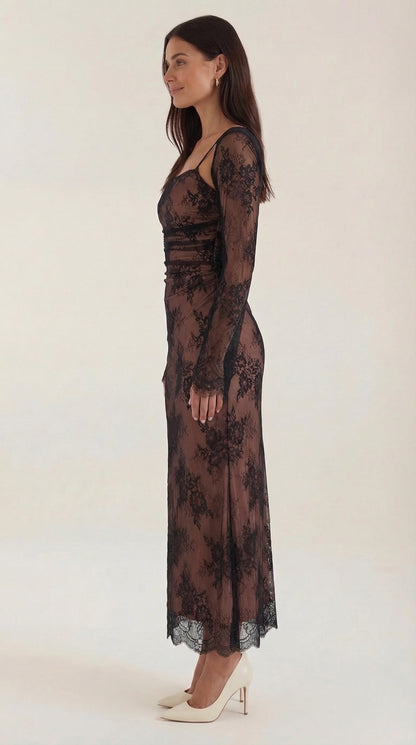 Vestido Largo de Encaje