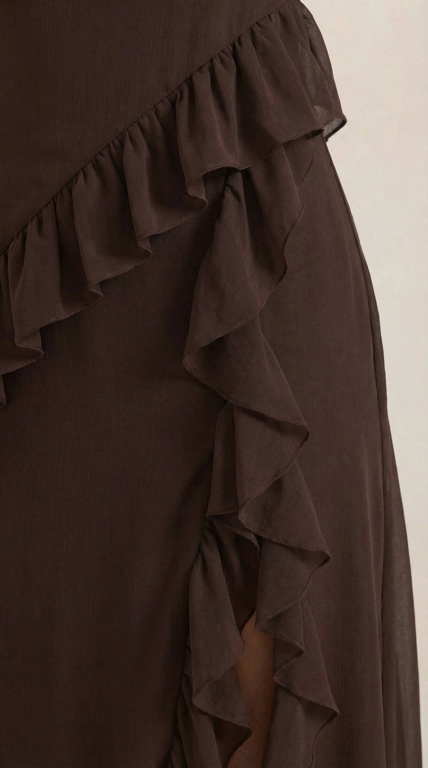 Vestido Largo con Volantes