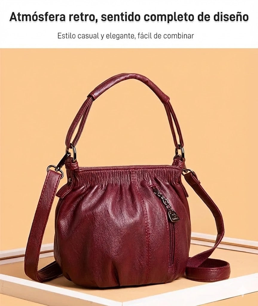 Bolso de mano con diseño arrugado