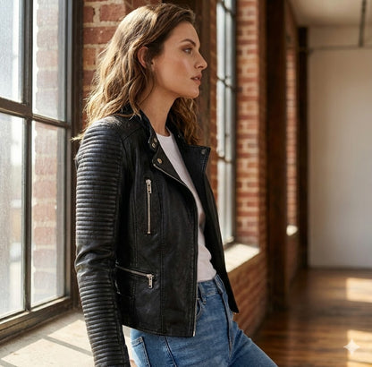 CHAQUETA DE CUERO ELEGANTE